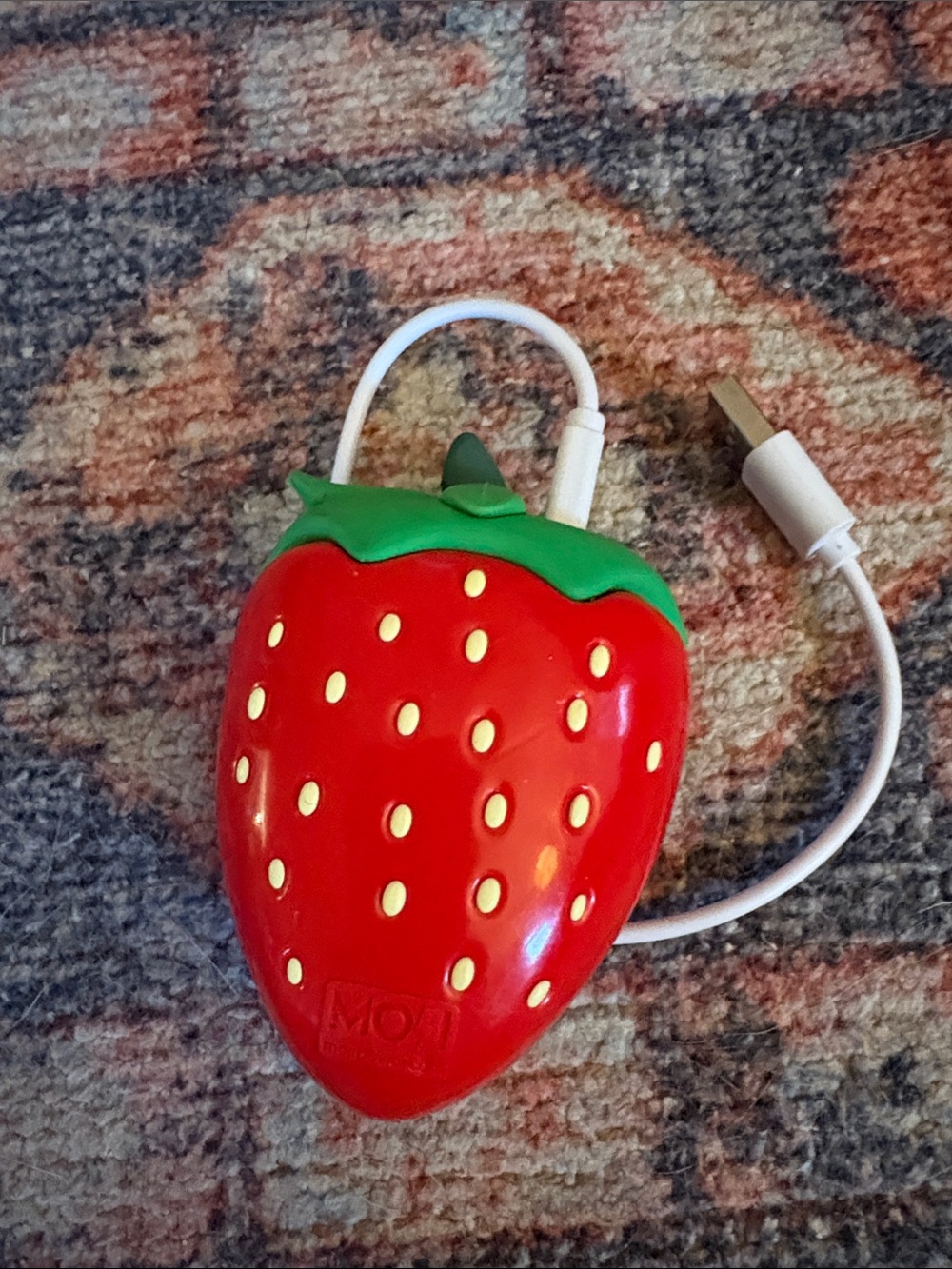Strawberry-Shaped Portable Power Bank Charger - Red/Green